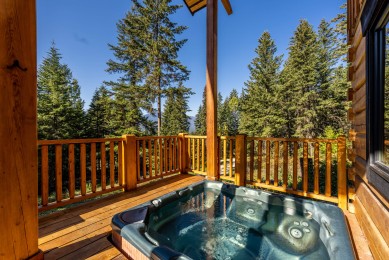 Bear Lodge Hot Tub